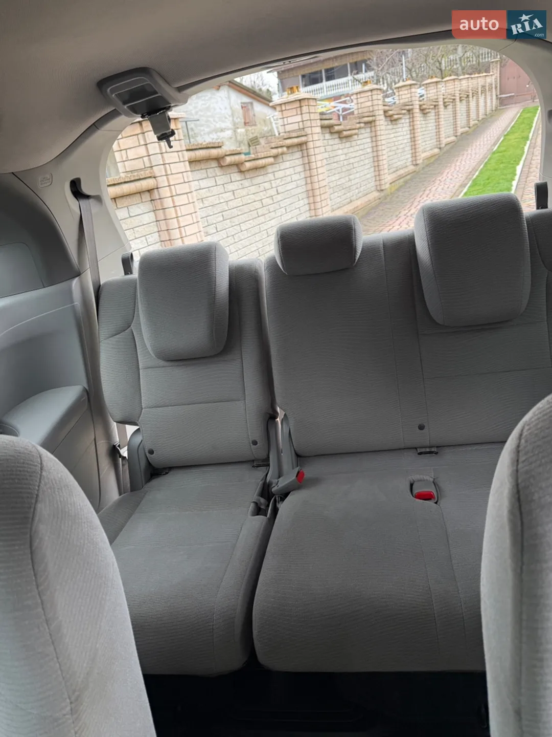 2012 Honda Odyssey - мініатюра 11
