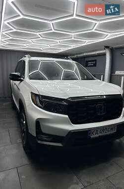 Внедорожник / Кроссовер Honda Passport 2022 в 