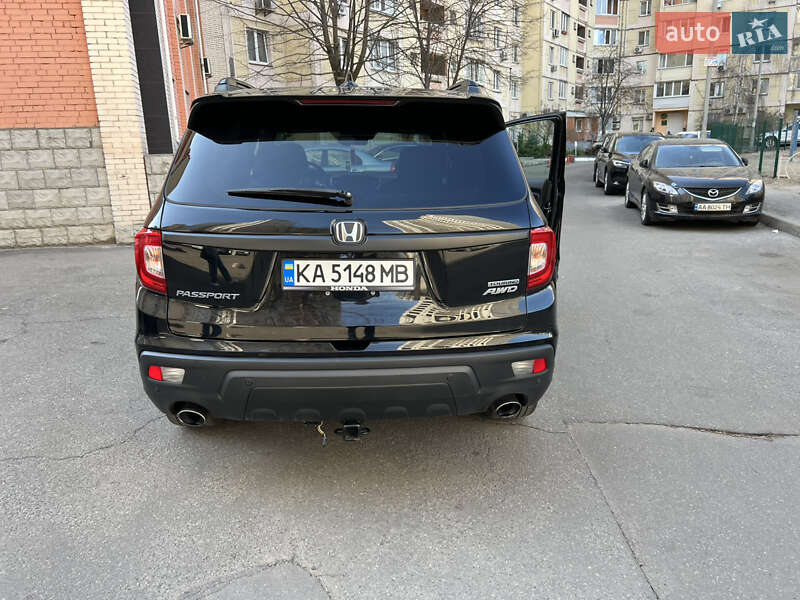 Внедорожник / Кроссовер Honda Passport 2019 в Киеве