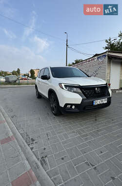 Внедорожник / Кроссовер Honda Passport 2019 в 