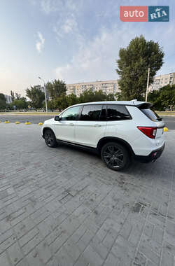 Внедорожник / Кроссовер Honda Passport 2019 в 
