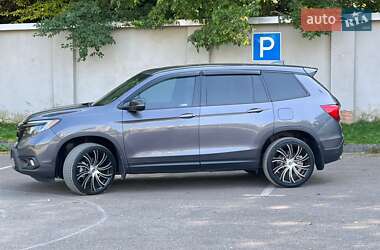 Внедорожник / Кроссовер Honda Passport 2019 в 