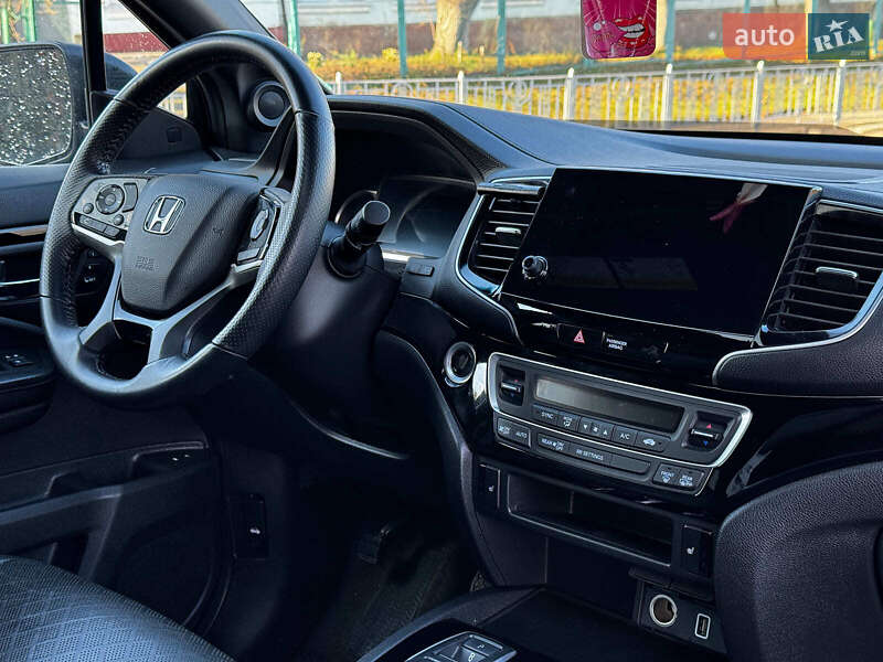 Внедорожник / Кроссовер Honda Passport 2019 в Киеве