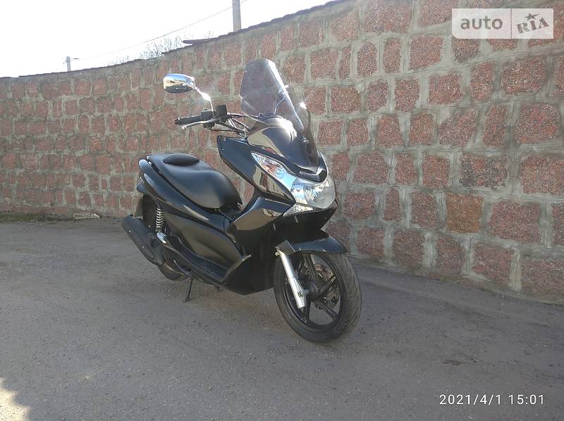 Макси-скутер Honda PCX 125 2010 в Кропивницком