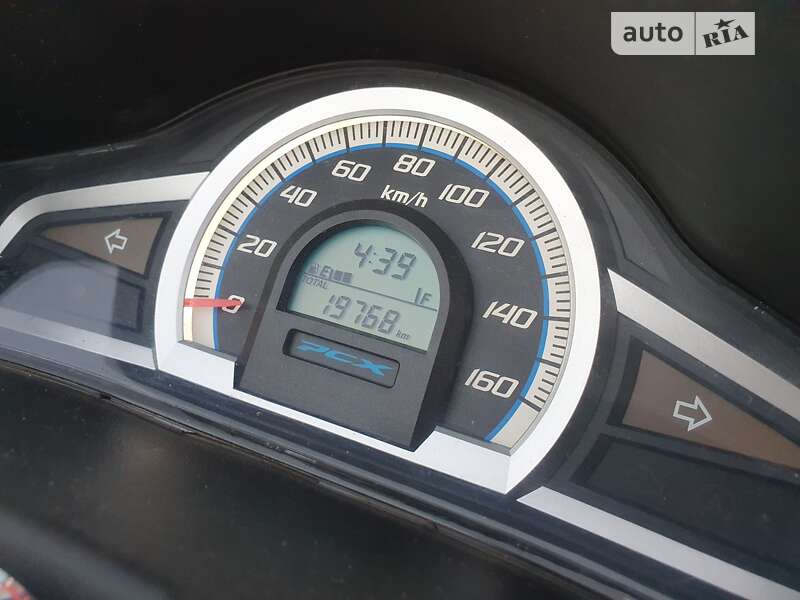 Макси-скутер Honda PCX 125 2015 в Сумах фото 10 Макси-скутер Honda PCX 125 2015 в Сумах