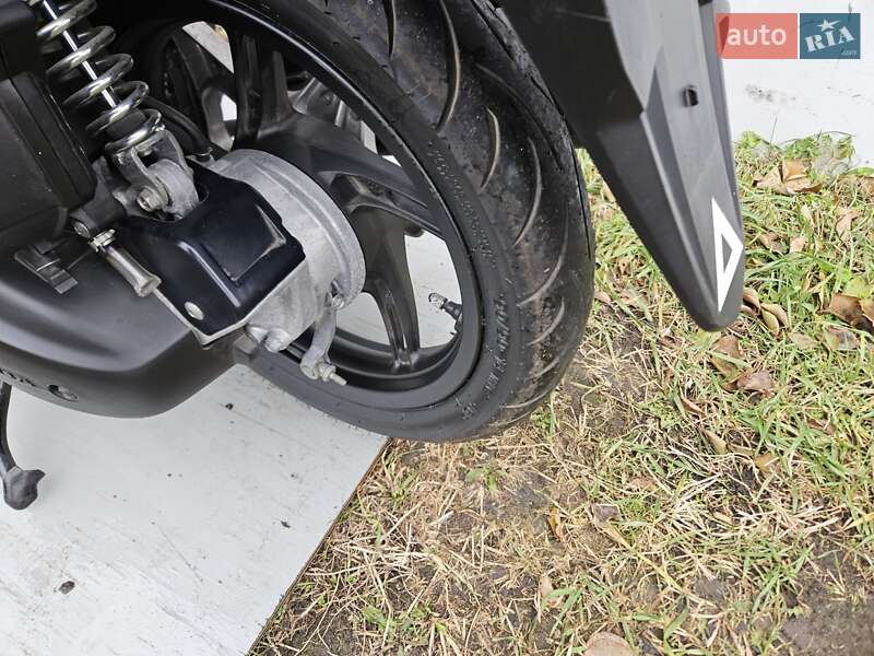 Макси-скутер Honda PCX 125 2014 в Первомайске