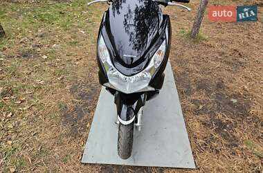 Макси-скутер Honda PCX 125 2014 в 