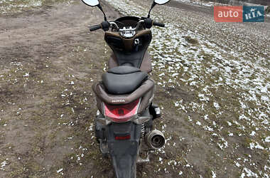 Макси-скутер Honda PCX 125 2014 в 