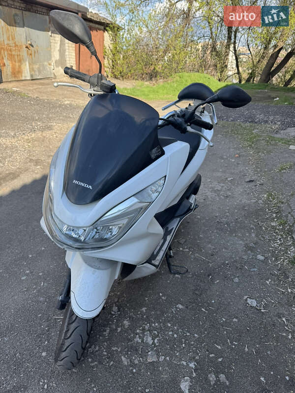 Боббер Honda PCX 125 2014 в Кривому Розі