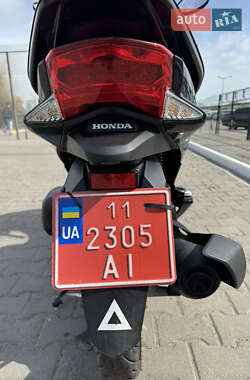 Мопеды Honda PCX 125 2014 в 
