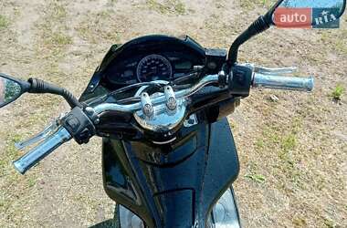 Макси-скутер Honda PCX 125 2014 в 