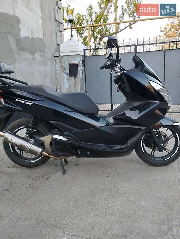 Макси-скутер Honda PCX 125 2014 в Вознесенске