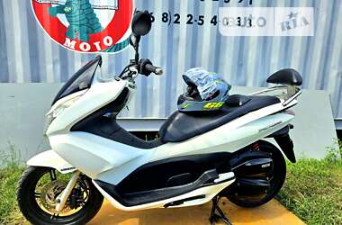 Макси-скутер Honda PCX 150 2014 в 