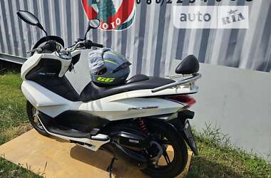 Макси-скутер Honda PCX 150 2014 в 