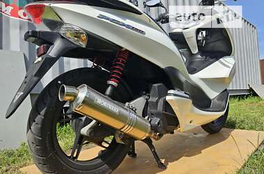Макси-скутер Honda PCX 150 2014 в 