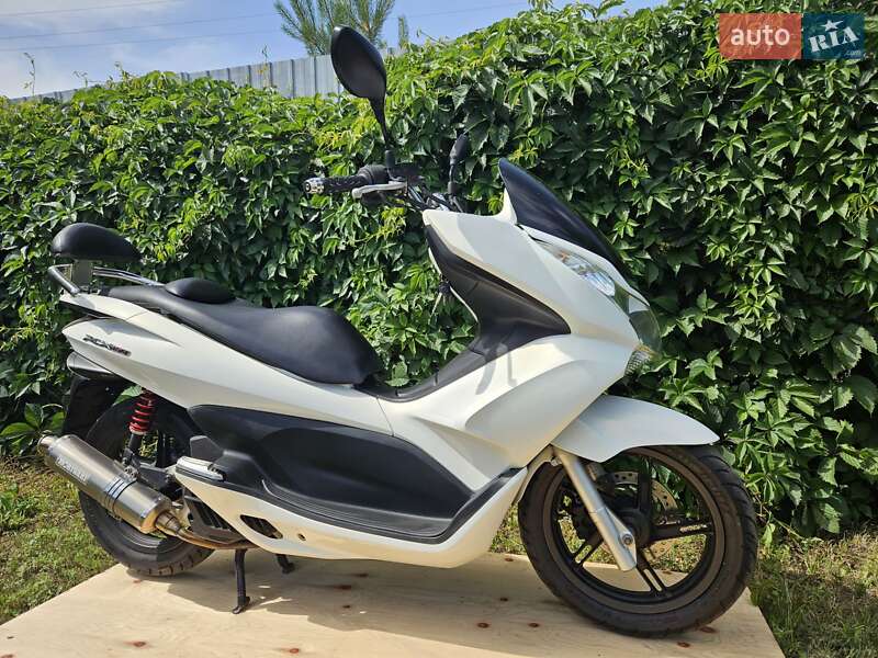 Макси-скутер Honda PCX 150 2014 в Южноукраинске