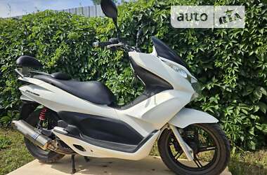 Максі-скутер Honda PCX 150 2014 в Южноукраїнську