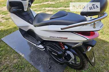 Макси-скутер Honda PCX 150 2014 в Николаеве