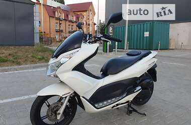 Максі-скутер Honda PCX 150 2014 в Коропі