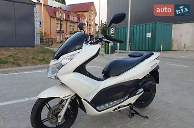 Максі-скутер Honda PCX 150 2014 в Коропі