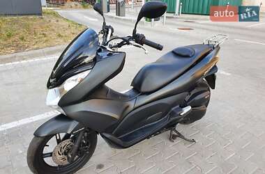 Макси-скутер Honda PCX 150 2014 в Чернигове