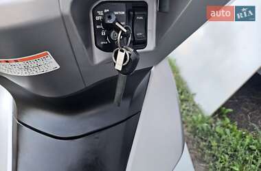Макси-скутер Honda PCX 150 2014 в 