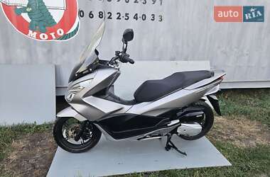 Макси-скутер Honda PCX 150 2014 в 