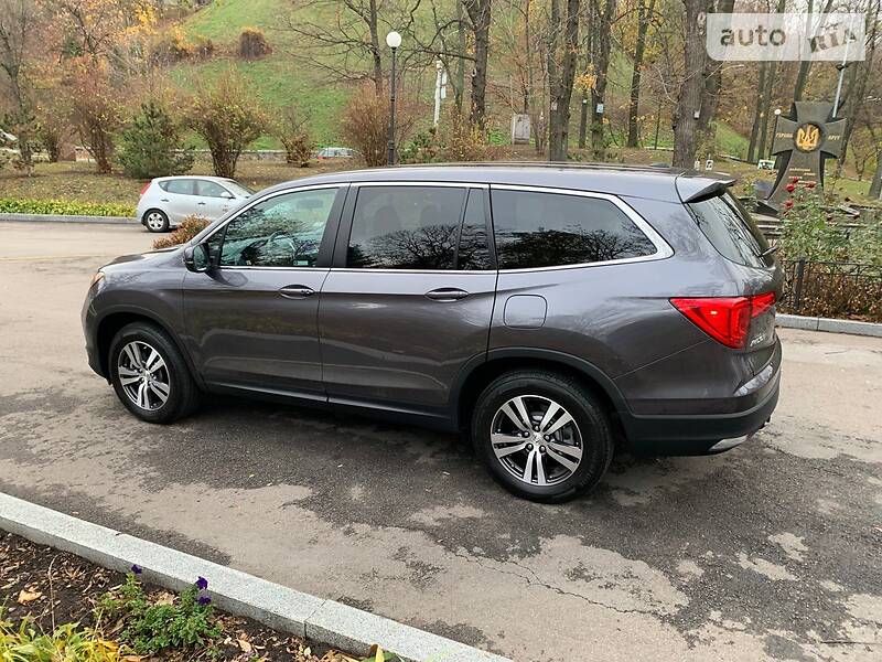 Внедорожник / Кроссовер Honda Pilot 2018 в Киеве