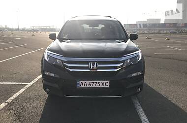 Позашляховик / Кросовер Honda Pilot 2015 в Києві