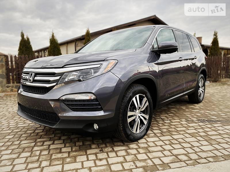 Позашляховик / Кросовер Honda Pilot 2016 в Чернівцях