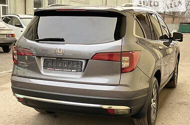 Внедорожник / Кроссовер Honda Pilot 2016 в 