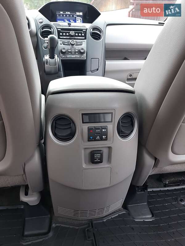 Внедорожник / Кроссовер Honda Pilot 2015 в Львове