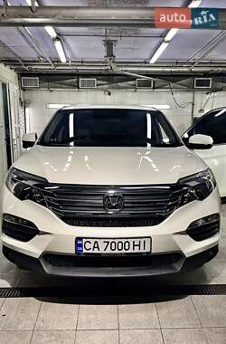Позашляховик / Кросовер Honda Pilot 2017 в Києві