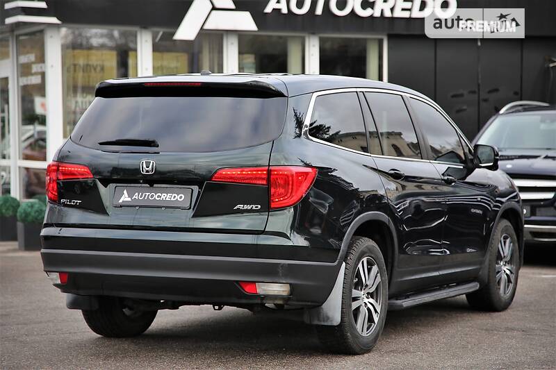 Позашляховик / Кросовер Honda Pilot 2015 в Харкові