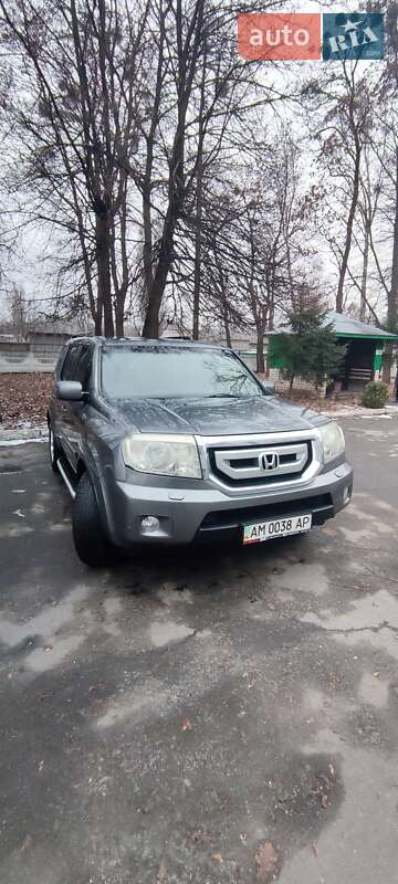 Внедорожник / Кроссовер Honda Pilot 2010 в Звягеле