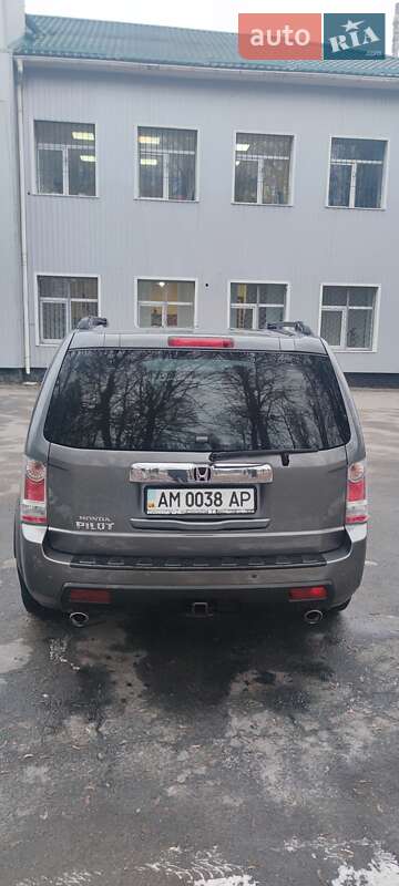 Внедорожник / Кроссовер Honda Pilot 2010 в Звягеле