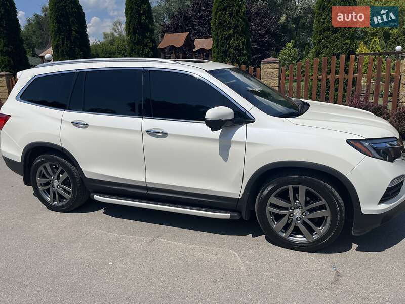 Позашляховик / Кросовер Honda Pilot 2017 в Дніпрі фото 8 Позашляховик / Кросовер Honda Pilot 2017 в Дніпрі