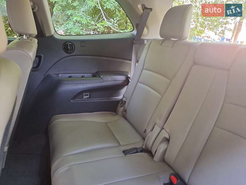 Внедорожник / Кроссовер Honda Pilot 2015 в Киеве