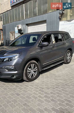 Внедорожник / Кроссовер Honda Pilot 2016 в Черновцах