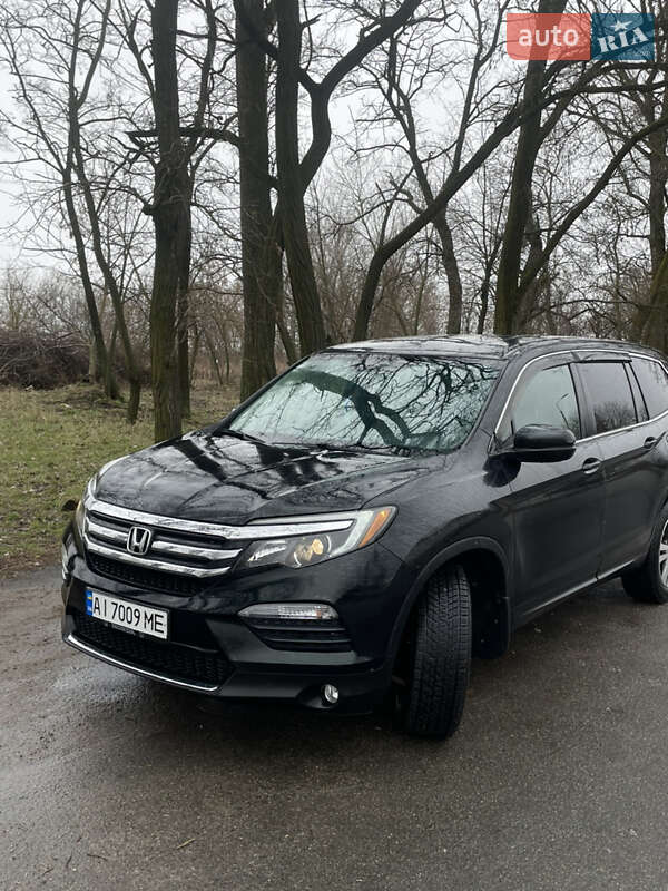 Позашляховик / Кросовер Honda Pilot 2016 в Фастові