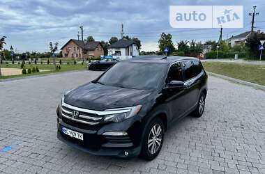 Позашляховик / Кросовер Honda Pilot 2016 в Львові