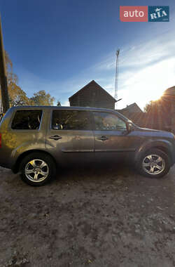 Внедорожник / Кроссовер Honda Pilot 2014 в Чернигове