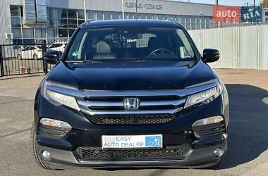 Позашляховик / Кросовер Honda Pilot 2017 в Києві