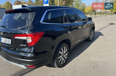 Внедорожник / Кроссовер Honda Pilot 2018 в 