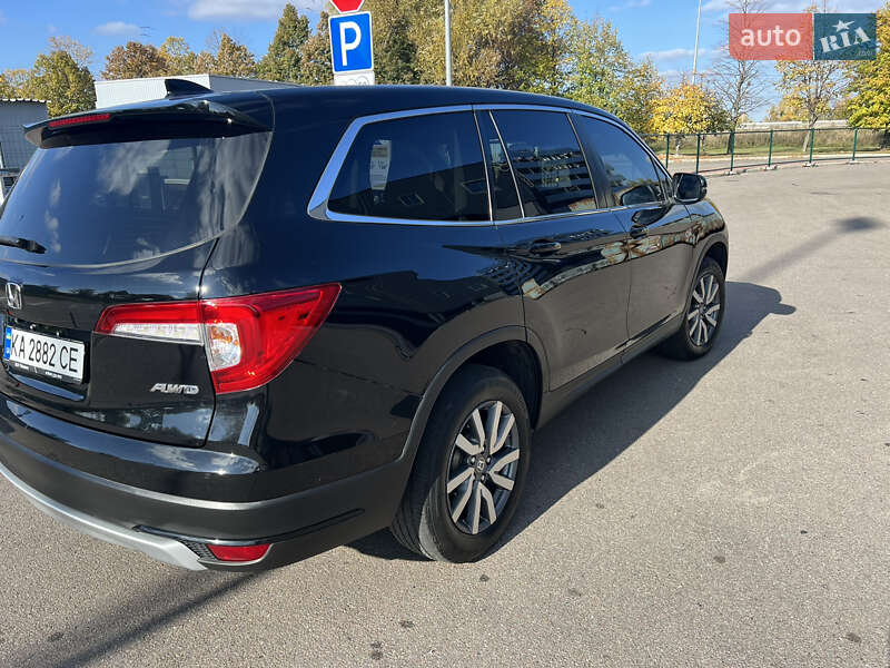 Внедорожник / Кроссовер Honda Pilot 2018 в Киеве