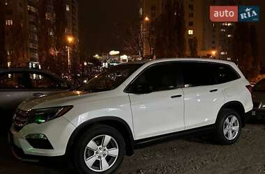 Внедорожник / Кроссовер Honda Pilot 2018 в 