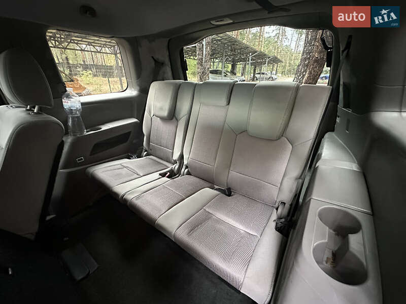 Внедорожник / Кроссовер Honda Pilot 2015 в Киеве фото 27 Внедорожник / Кроссовер Honda Pilot 2015 в Киеве