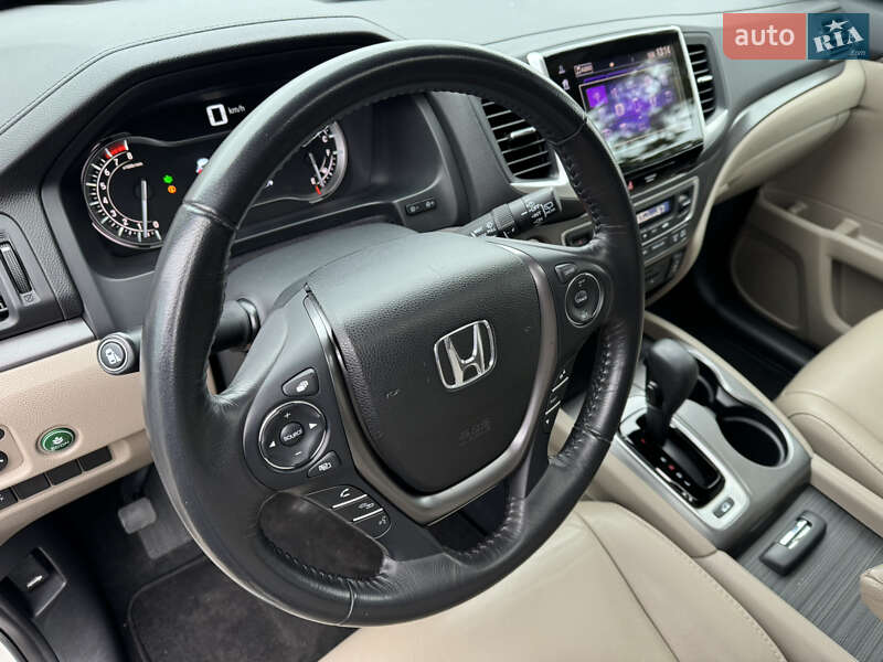 Внедорожник / Кроссовер Honda Pilot 2018 в Киеве