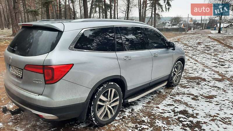 Внедорожник / Кроссовер Honda Pilot 2017 в Чернигове