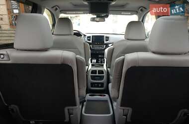 Внедорожник / Кроссовер Honda Pilot 2017 в 